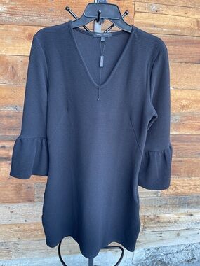 Romeo & Juliet Couture Black Knit V-Neck Tunic